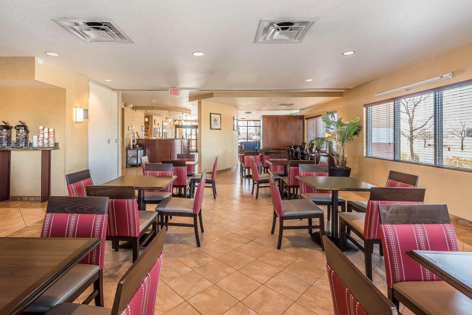 Comfort Suites Longmont Exterior foto
